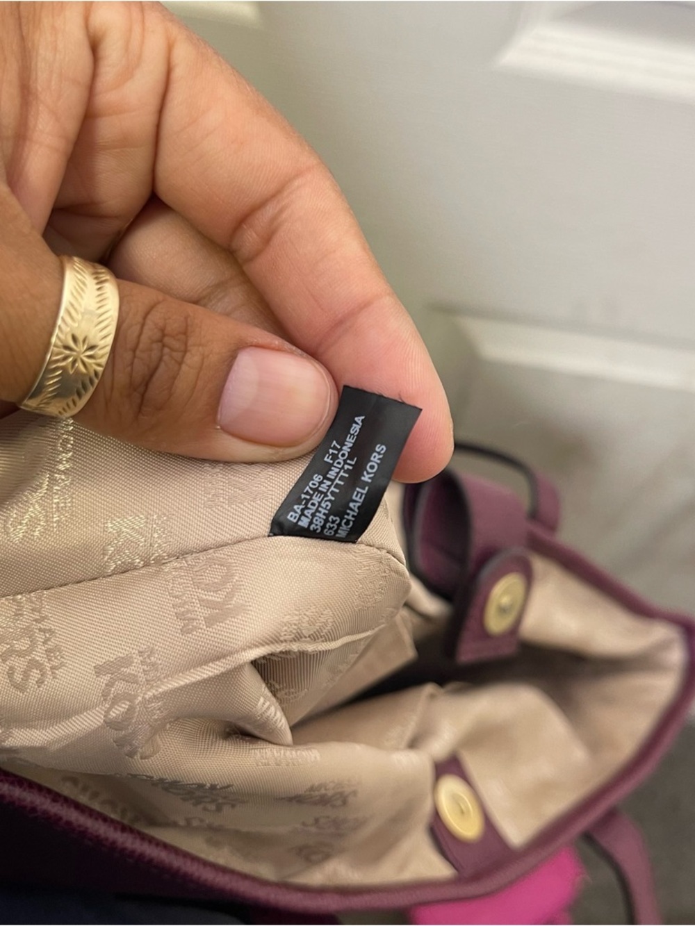 Michael Kors Plum jet Set Travel Tote Shoulder Bag - Picture 14 of 14